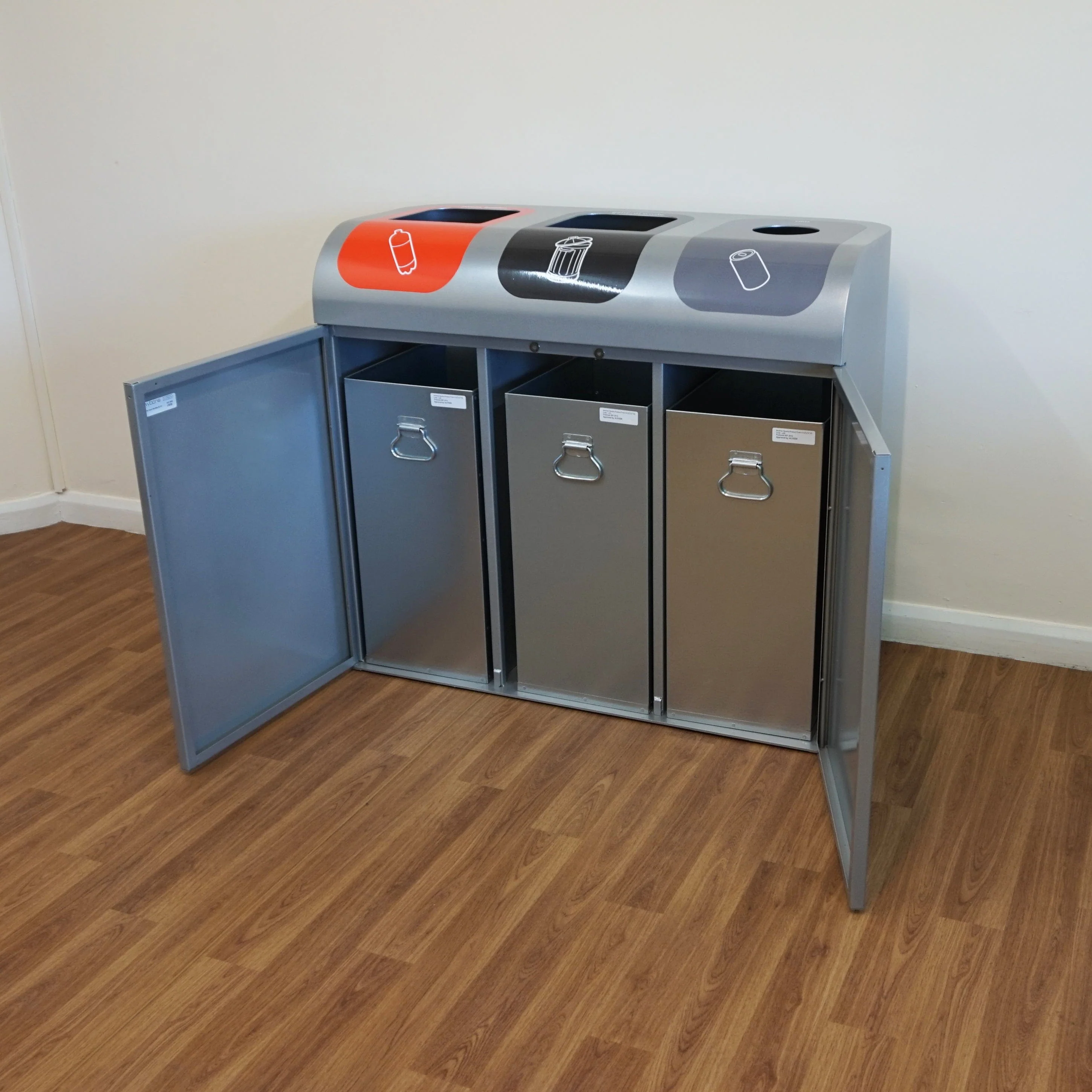 Lute Triple Indoor Recycling Station - 240 Litre - Image 4
